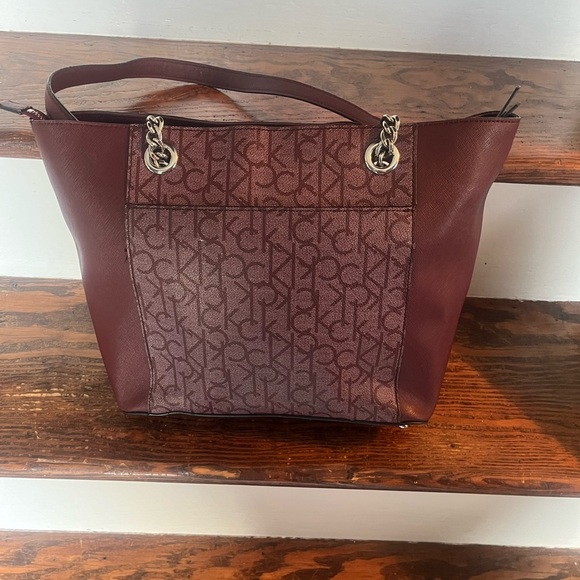 Calvin Klein Burgundy Logo Tote - Picture 2 of 6